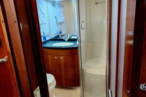 Still Waters 45ft Carver Yacht For Sale