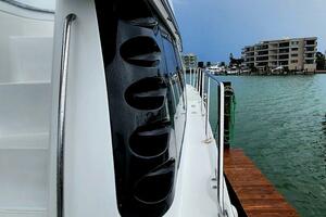 Still Waters 45ft Carver Yacht For Sale