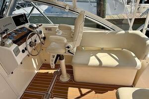 Dirty s Girl  32ft Albemarle Yacht For Sale