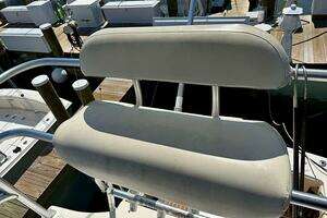 2004 Albemarle 320 Express Fisherman thumbnail 25