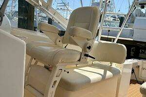 2004 Albemarle 320 Express Fisherman thumbnail 32