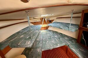 Dirty s Girl  32ft Albemarle Yacht For Sale