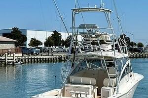 Dirty s Girl  32ft Albemarle Yacht For Sale
