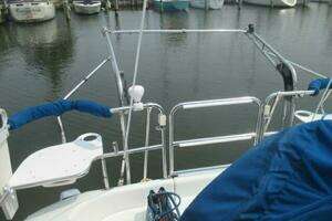 1999 Catalina 36 MKII thumbnail 12
