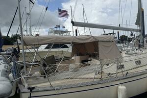 Pelicano 44ft Island Packet Yacht For Sale