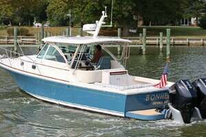 BONHEUR 2020 Hunt Yachts Surfhunter 32 Yacht For Sale in Oxford MD