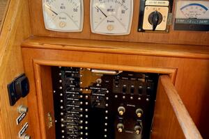 36ft Grand Banks Yacht For Sale