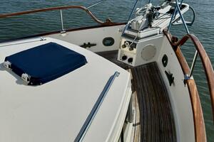 36ft Grand Banks Yacht For Sale