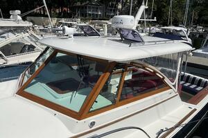 Beyond The Sea 29ft Hunt Yacht For Sale