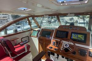 Beyond The Sea 29ft Hunt Yacht For Sale