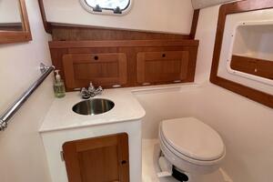 Beyond The Sea 29ft Hunt Yacht For Sale