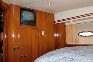 Waterdog 57ft Carver Yacht For Sale