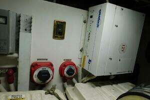2002 Carver 570 Voyager Pilothouse thumbnail 62