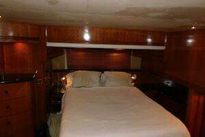 2002 Carver 570 Voyager Pilothouse thumbnail 28