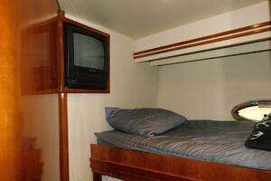 2002 Carver 570 Voyager Pilothouse thumbnail 34
