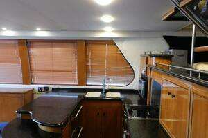 2002 Carver 570 Voyager Pilothouse thumbnail 12