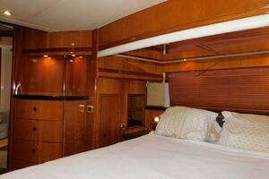 2002 Carver 570 Voyager Pilothouse thumbnail 26