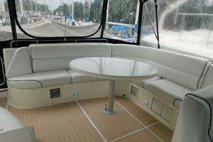 2002 Carver 570 Voyager Pilothouse thumbnail 53