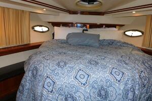 Waterdog 57ft Carver Yacht For Sale