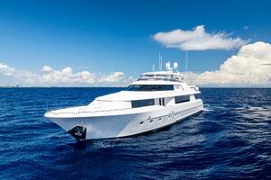 YES 112ft Westport Yacht For Sale