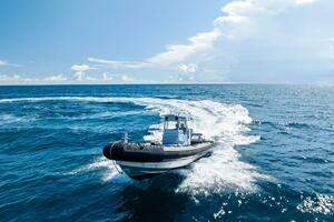 30ft Zodiac Yacht For Sale