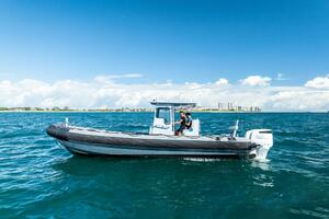 30ft Zodiac Yacht For Sale