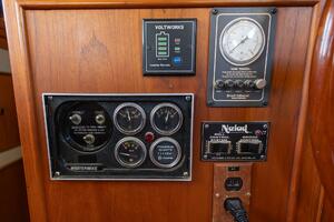 Moonshadow 42ft Grand Banks Yacht For Sale