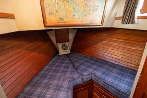 Moonshadow 42ft Grand Banks Yacht For Sale