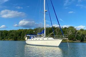 Mer Du Jour 40ft Caliber Yacht For Sale