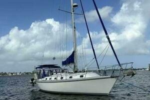 Mer Du Jour 40ft Caliber Yacht For Sale