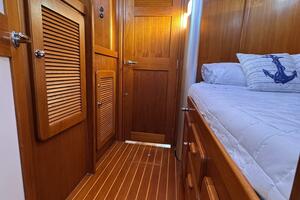 Mer Du Jour 40ft Caliber Yacht For Sale