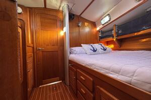 Mer Du Jour 40ft Caliber Yacht For Sale