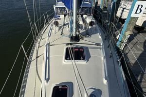 Mer Du Jour 40ft Caliber Yacht For Sale