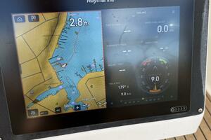 Vision 360 43ft Beneteau Yacht For Sale