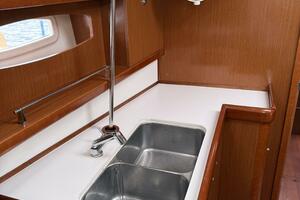 Vision 360 43ft Beneteau Yacht For Sale