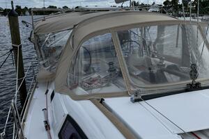 Vision 360 43ft Beneteau Yacht For Sale