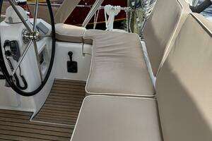 2012 Beneteau 43 thumbnail 54