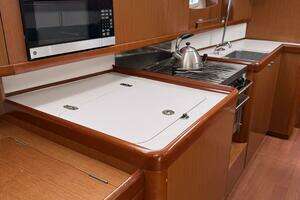 2012 Beneteau 43 thumbnail 74