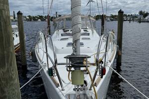 Vision 360 43ft Beneteau Yacht For Sale