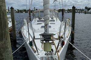 2012 Beneteau 43 thumbnail 4