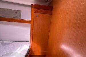 2012 Beneteau 43 thumbnail 90