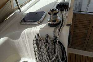 2012 Beneteau 43 thumbnail 38