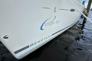 Vision 360 43ft Beneteau Yacht For Sale