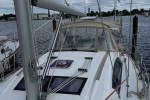 Vision 360 43ft Beneteau Yacht For Sale