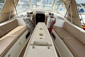 2012 Beneteau 43 thumbnail 31