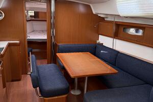 Vision 360 43ft Beneteau Yacht For Sale