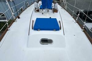 Ma Folie 40ft Hinckley Yacht For Sale