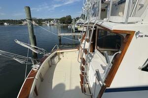 37ft Egg Harbor Yacht For Sale