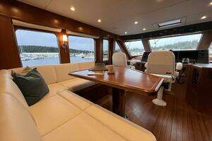 2023 Offshore Yachts ELV thumbnail 7