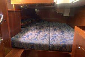 1998 Beneteau 463 thumbnail 37